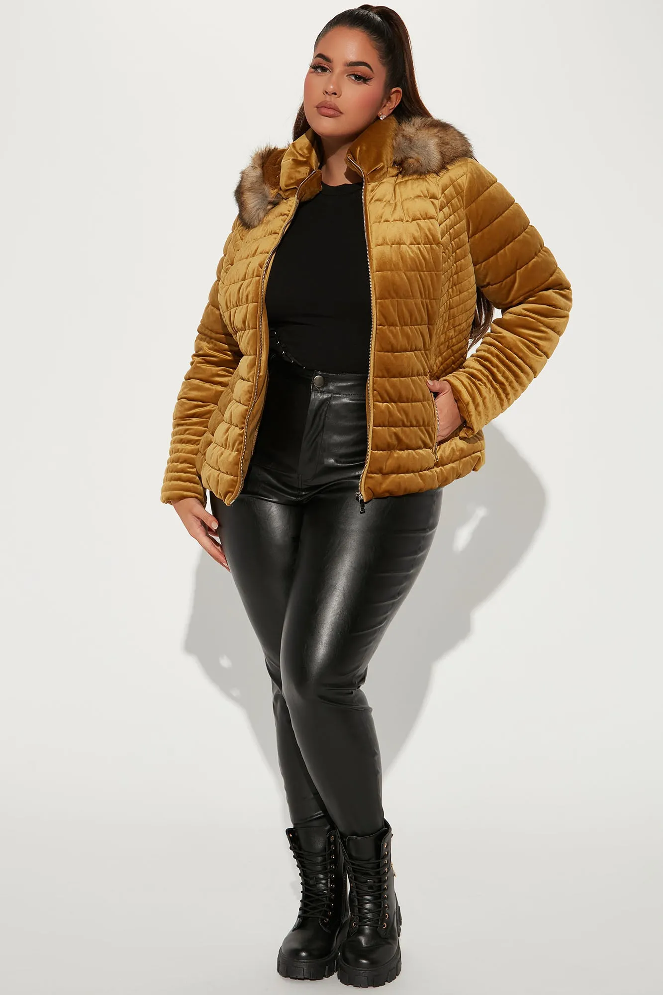 Always Ready Velvet Puffer Jacket - Gold