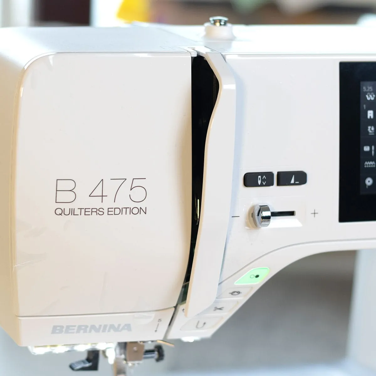 Bernina 475 QE Sewing Machine