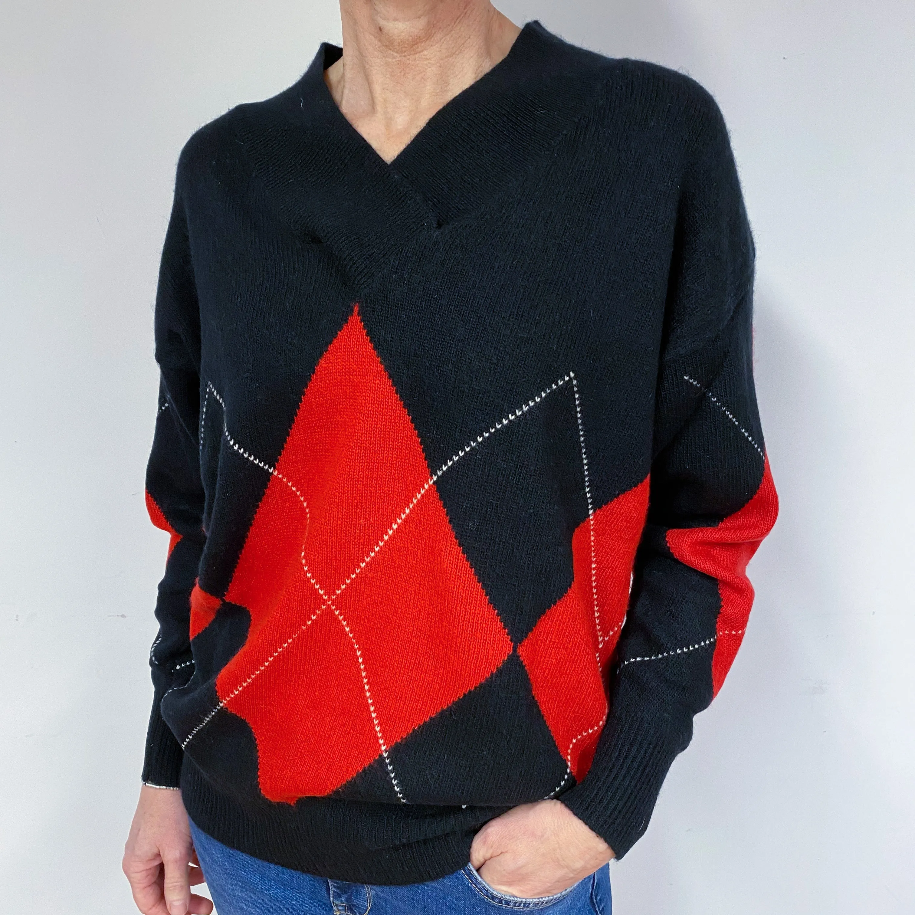 Black and Red Argyle Cashmere V-Neck Jumper Medium