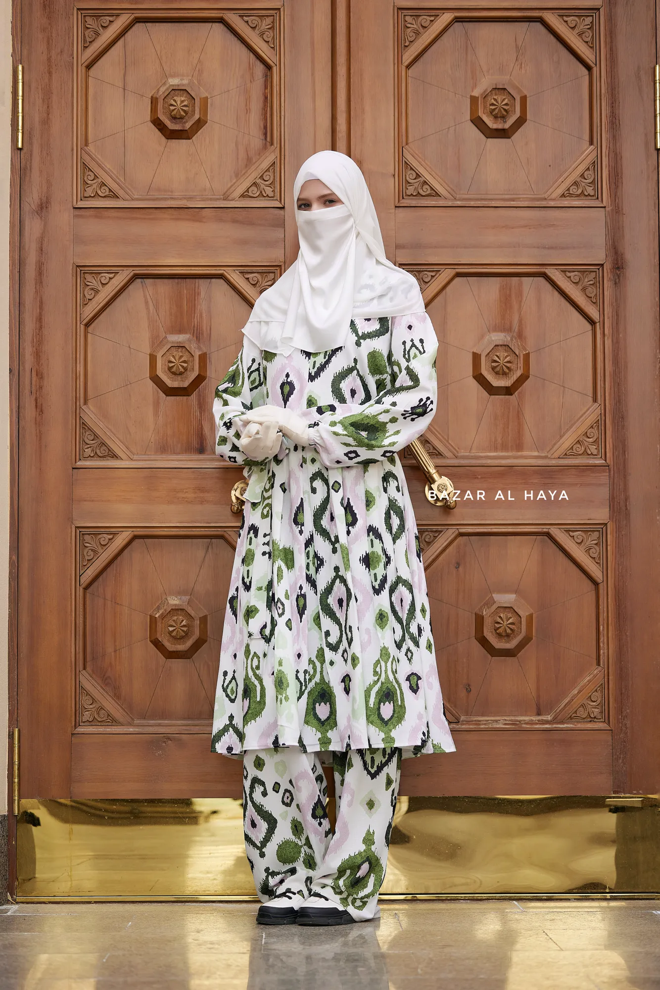 Inaya Green & White Print Three Piece Top Dress & Wide Pants Set With Belt