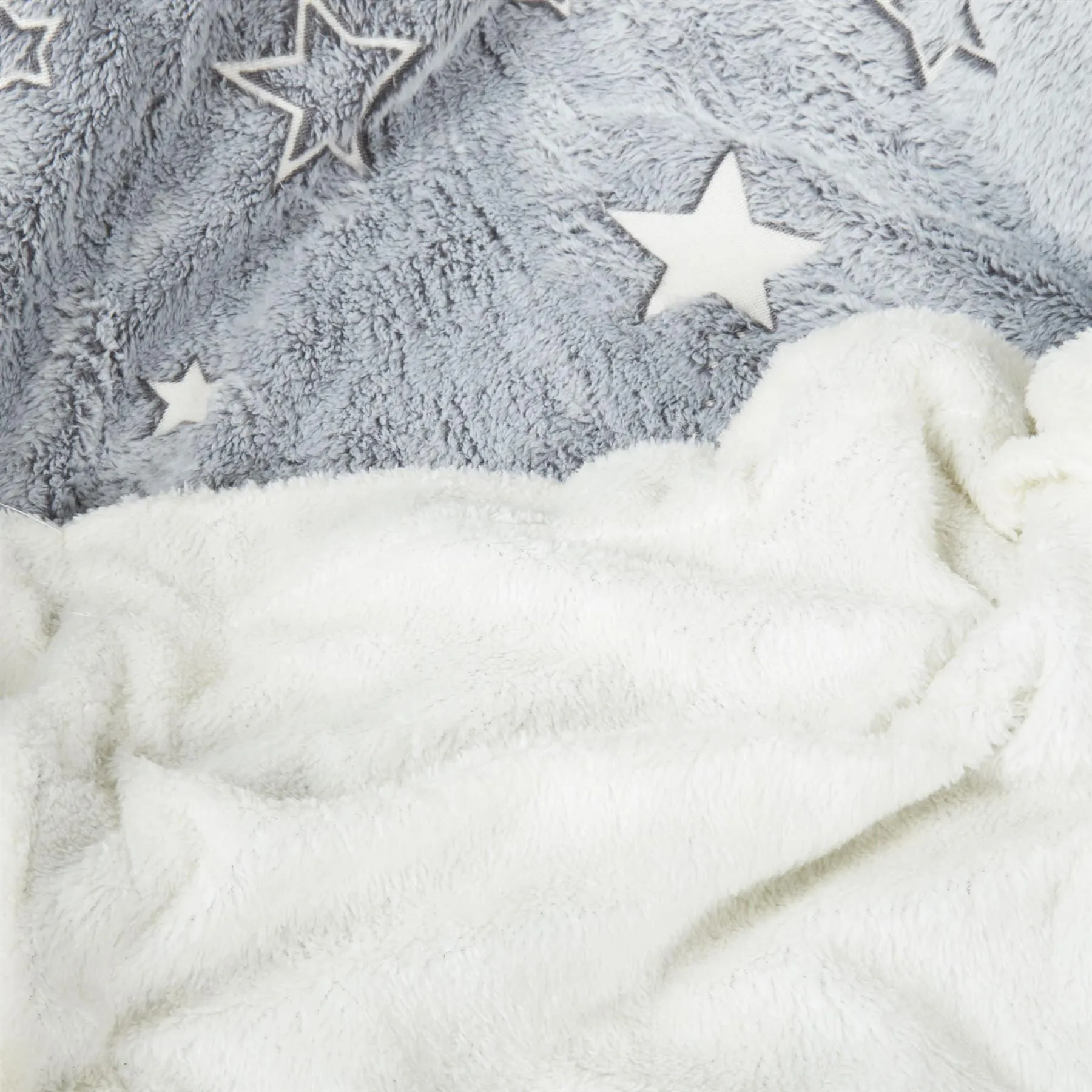 Magical Stars Glow In The Dark Teddy Fleece Kids Duvet Set Ultra Soft Bedding with Pillowcases and Bed Throw by OLIVIA ROCCO