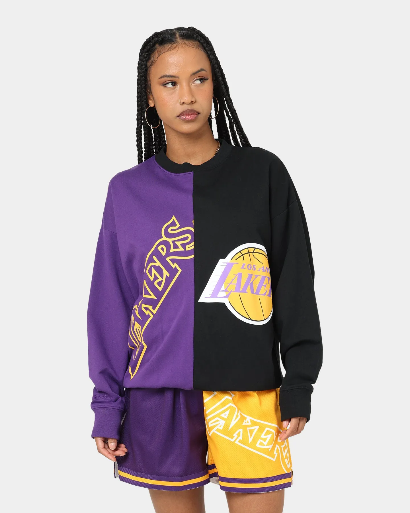 Mitchell & Ness Women's Los Angeles Lakers Big Face 5.0 Crewneck Purple