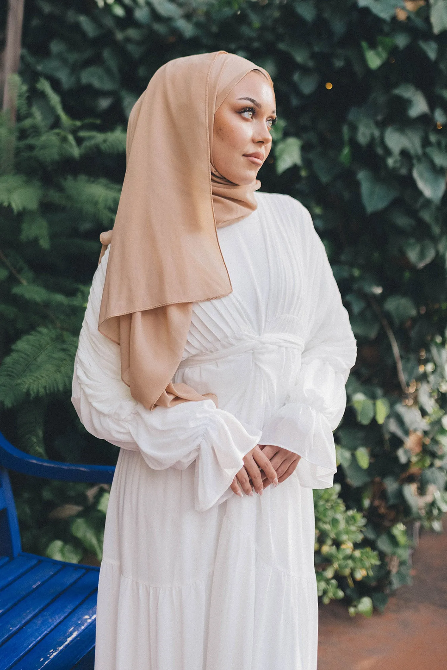 Saleema Chiffon Open Abaya- Off White