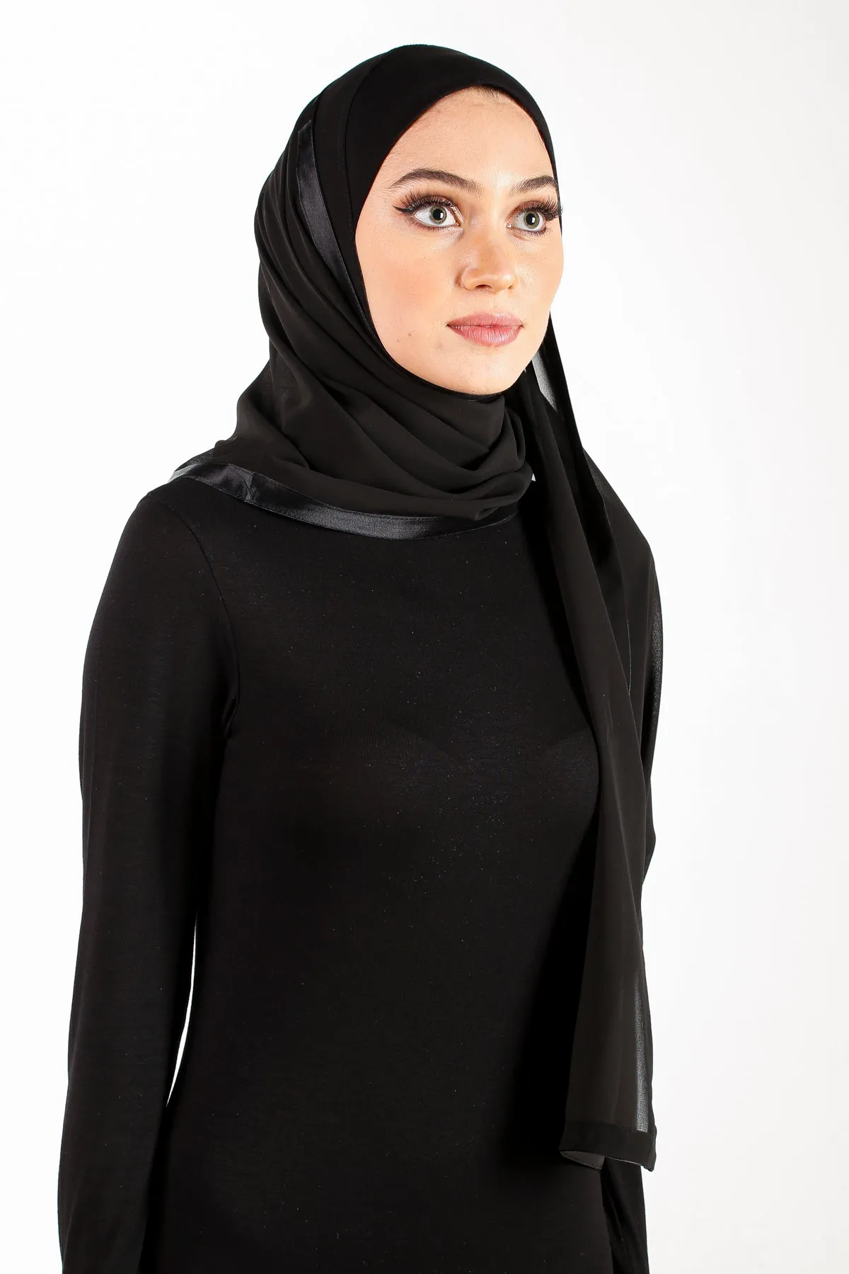 Wholesale Set of 6  Khatib Kuwaiti Mona Hijabs 3 White & 3 Black