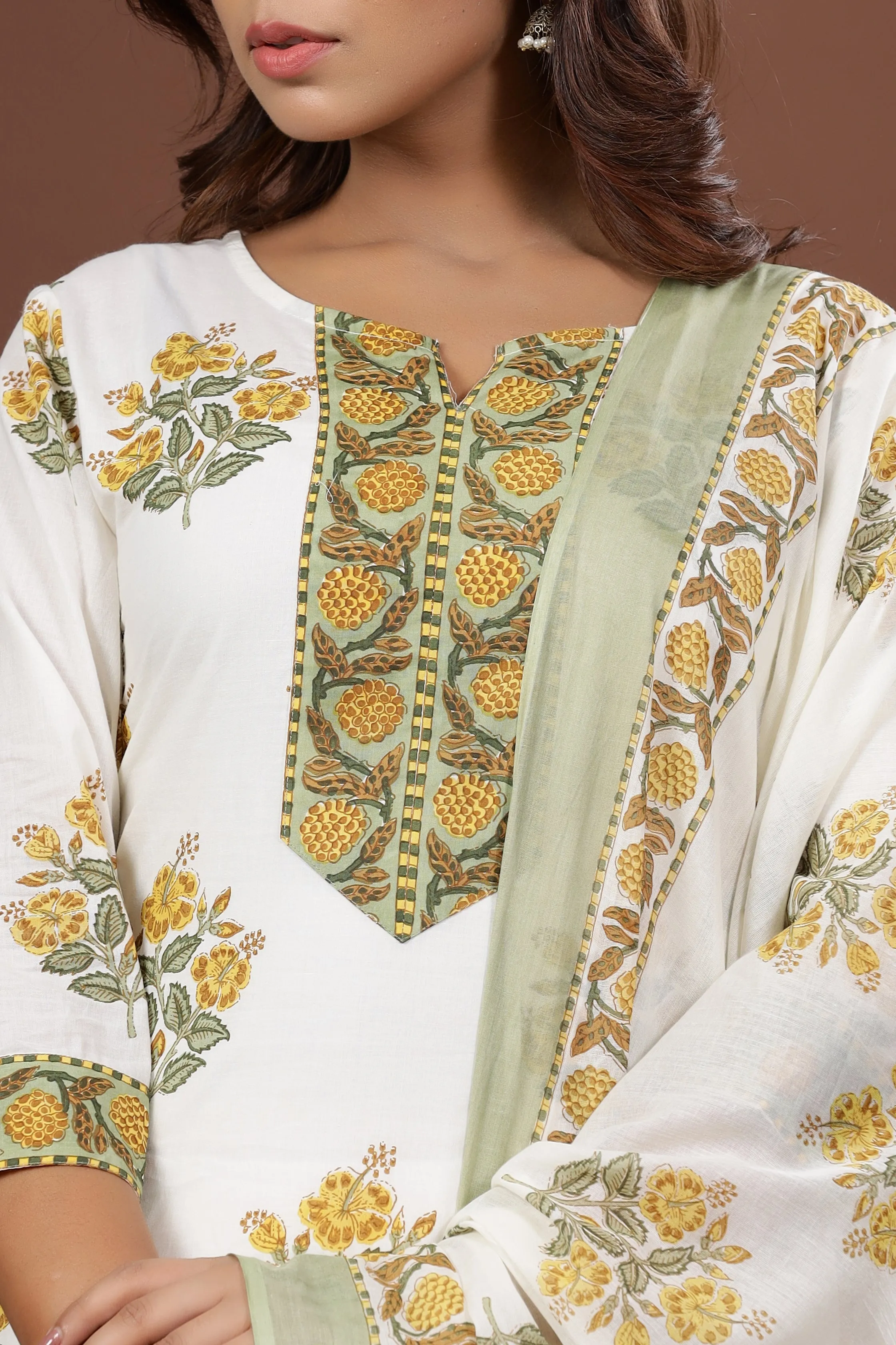 Women White Printed Dupatta Set