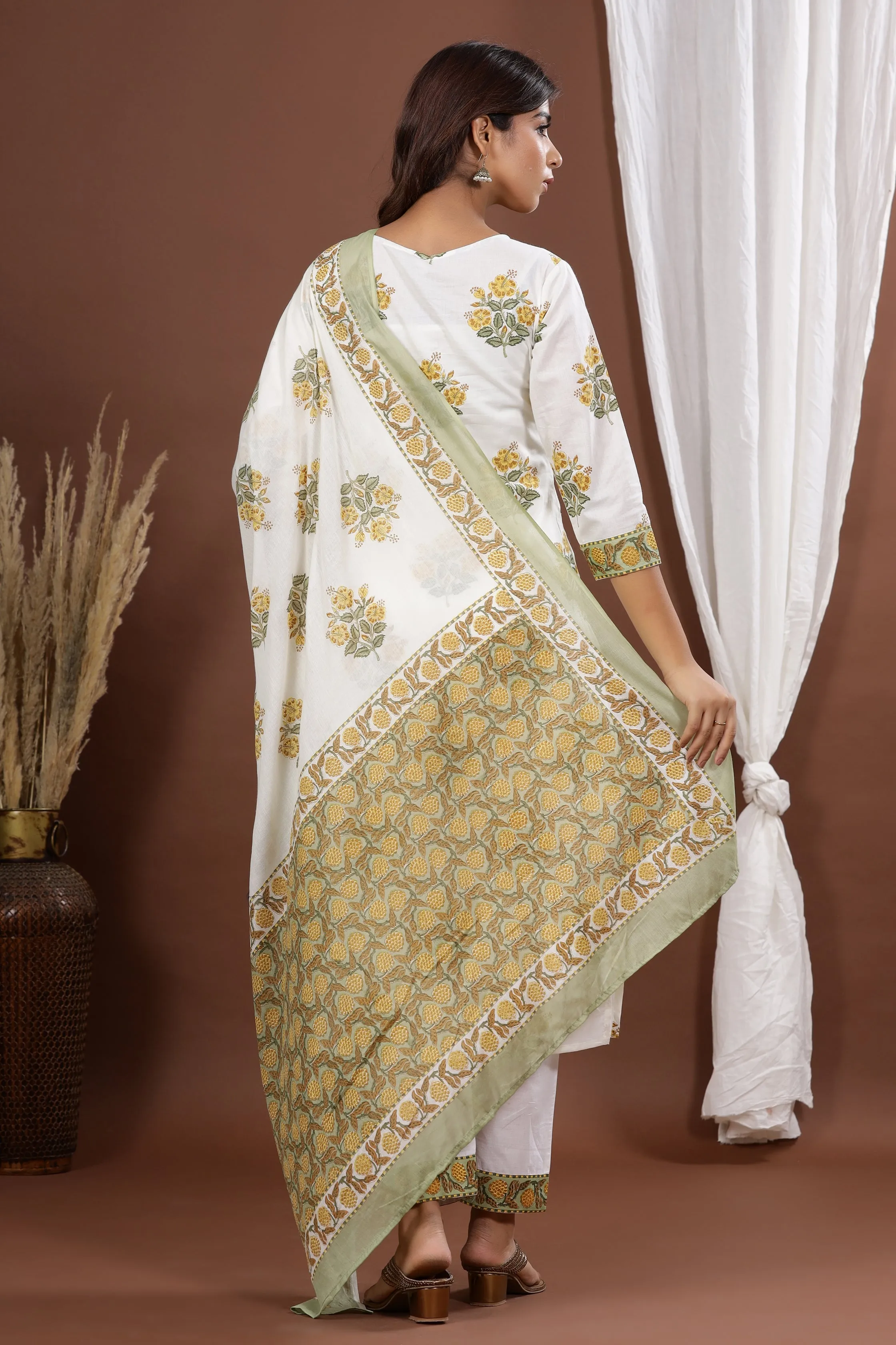 Women White Printed Dupatta Set